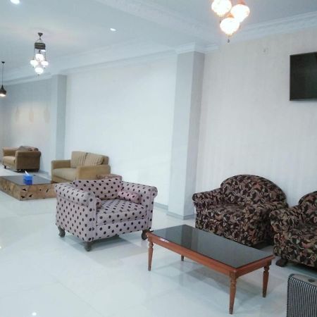 Hatta Hotel Bengkulu Exterior foto